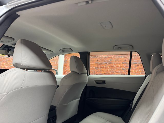 Used 2022 Toyota Corolla Cross LE image 25