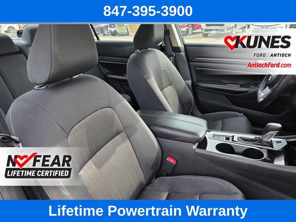 Used 2024 Nissan Altima 2.5 SV AWD/4WD image 29
