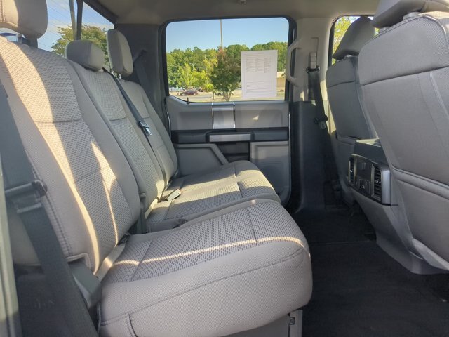 Certified 2022 Ford F250 XLT w/ XLT Premium Package AWD/4WD image 33