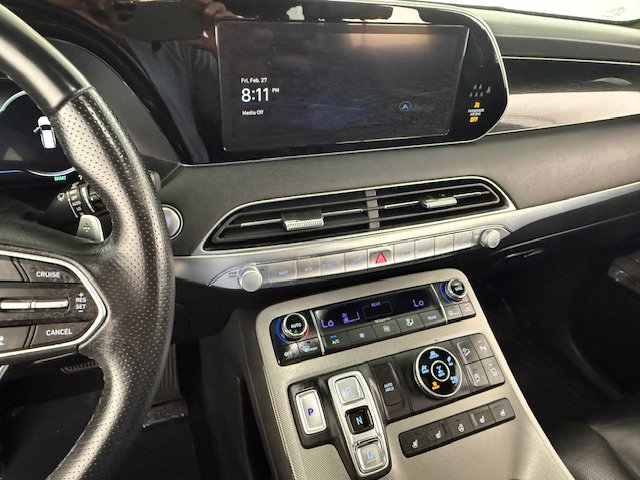 Used 2022 Hyundai Palisade Calligraphy image 13