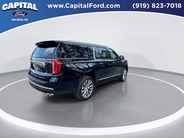 Used 2021 GMC Yukon XL Denali w/ Denali Premium Package image 8