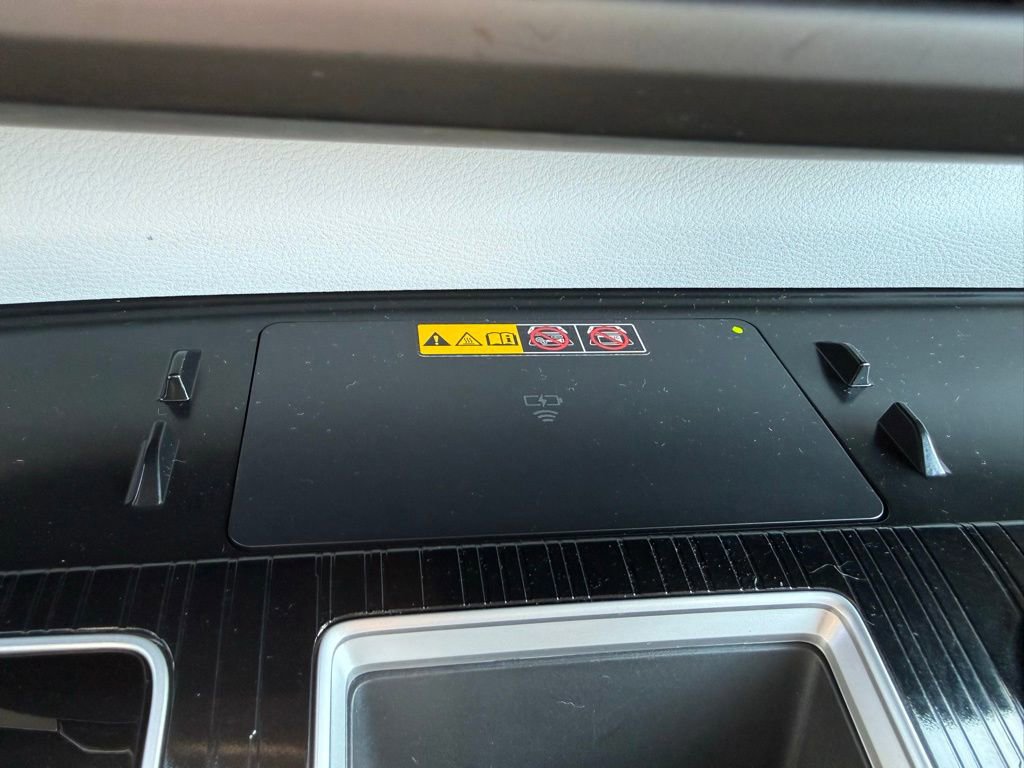 Used 2025 Toyota Sienna XSE w/ XSE Plus Package image 22