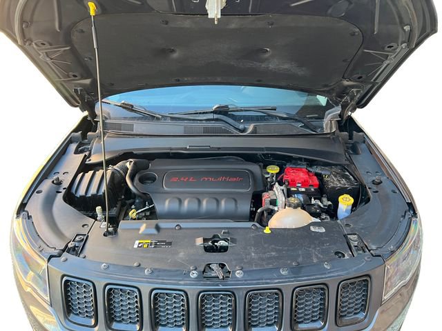 Used 2019 Jeep Compass Latitude AWD/4WD image 15