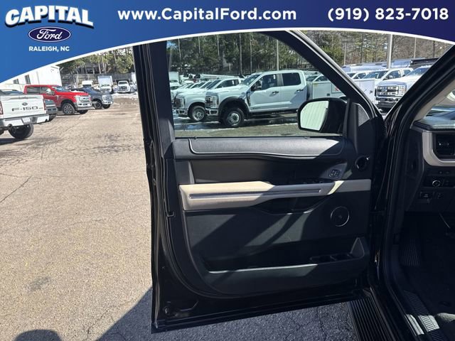 Certified 2024 Ford Expedition Limited image 19