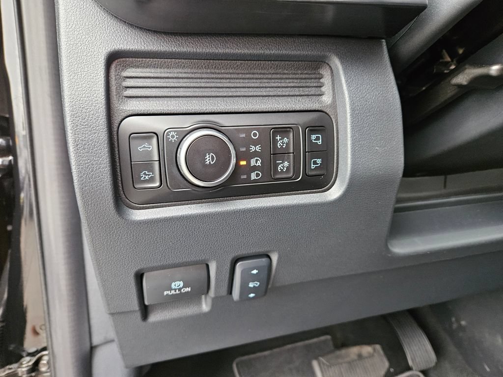 Certified 2025 Ford F350 Lariat AWD/4WD image 27