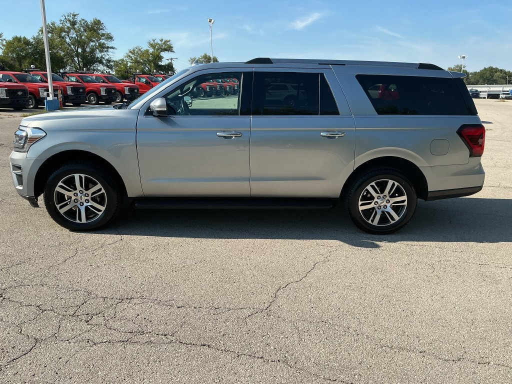 Certified 2024 Ford Expedition Max Limited AWD/4WD image 2