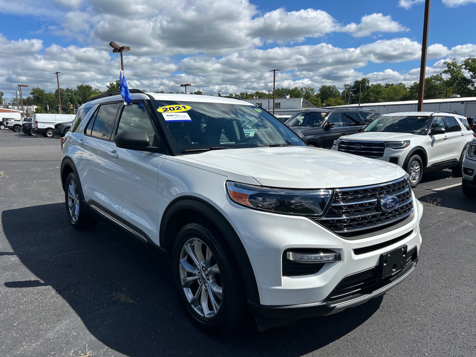 Certified 2021 Ford Explorer XLT w/ Equipment Group 202A AWD/4WD image 26