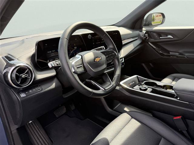 Used 2026 Chevrolet Equinox LT w/ Convenience Package II AWD/4WD image 9