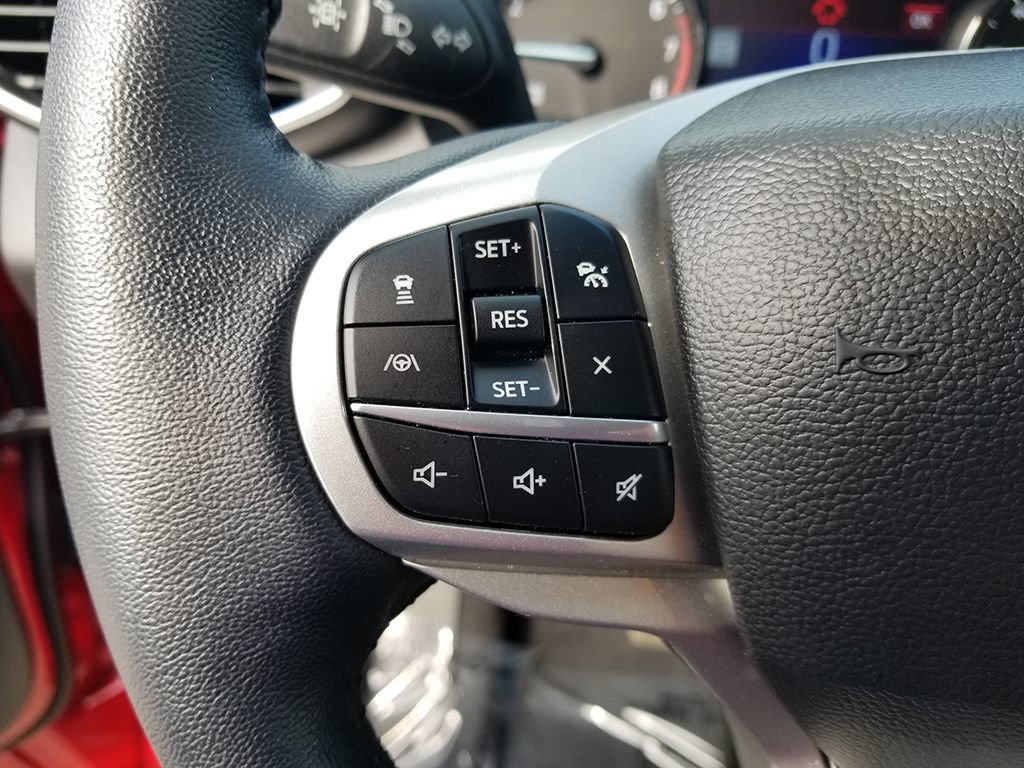 Certified 2023 Ford Explorer XLT w/ Equipment Group 202A AWD/4WD image 29