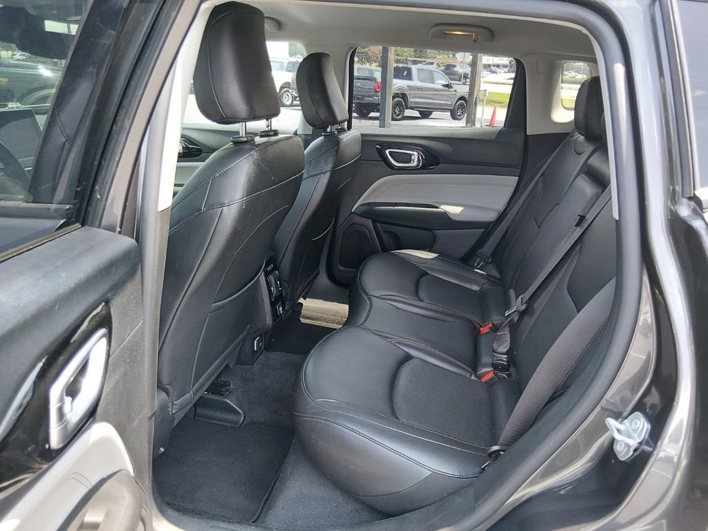 Used 2022 Jeep Compass Limited AWD/4WD image 13