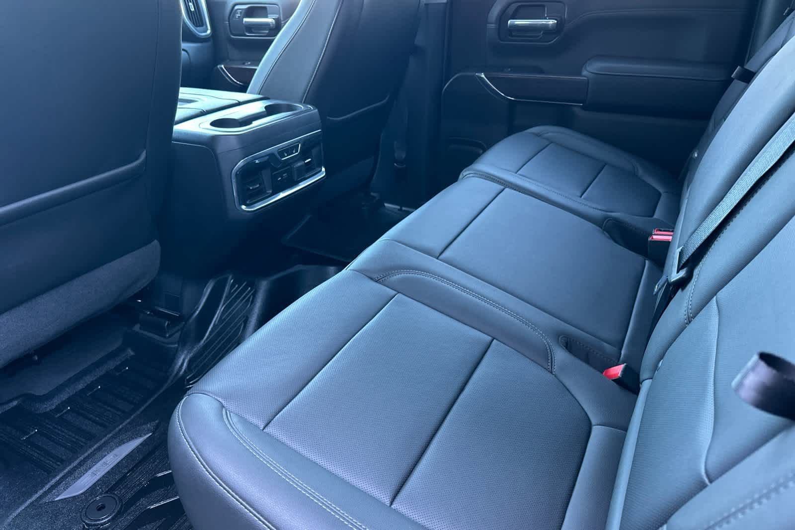 Used 2019 GMC Sierra 1500 SLT w/ SLT Premium Plus Package image 10