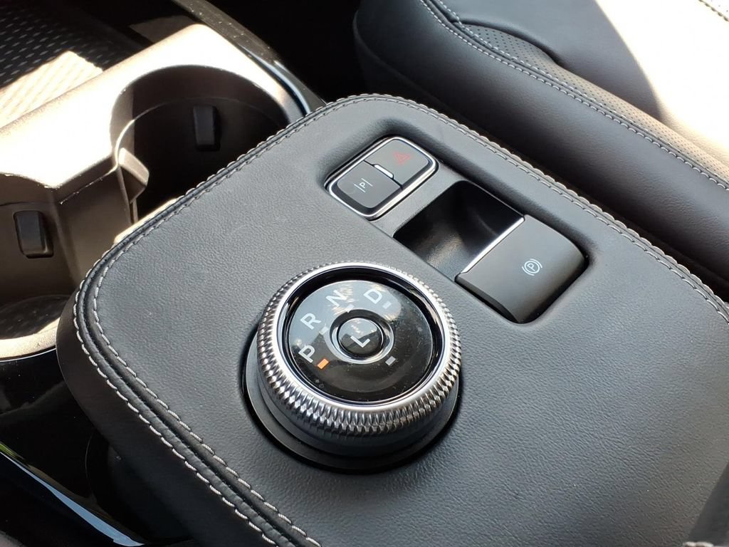 Certified 2024 Ford Mustang Mach-E Premium AWD/4WD image 18