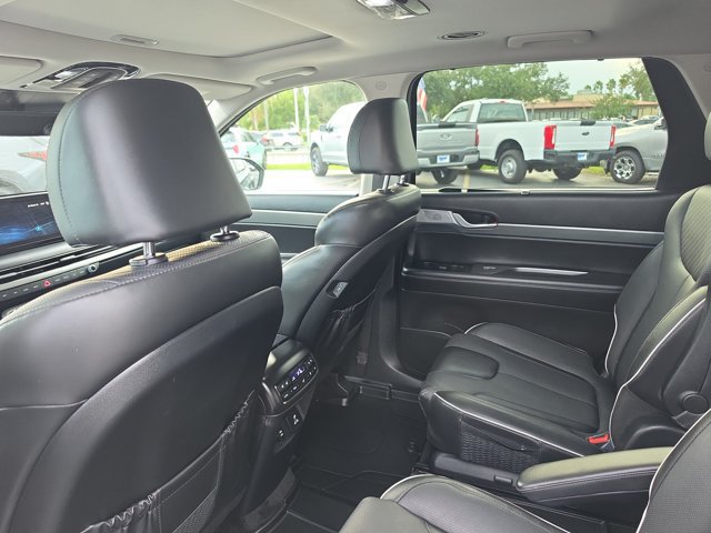 Used 2024 Hyundai Palisade SEL w/ Premium Package FWD image 14