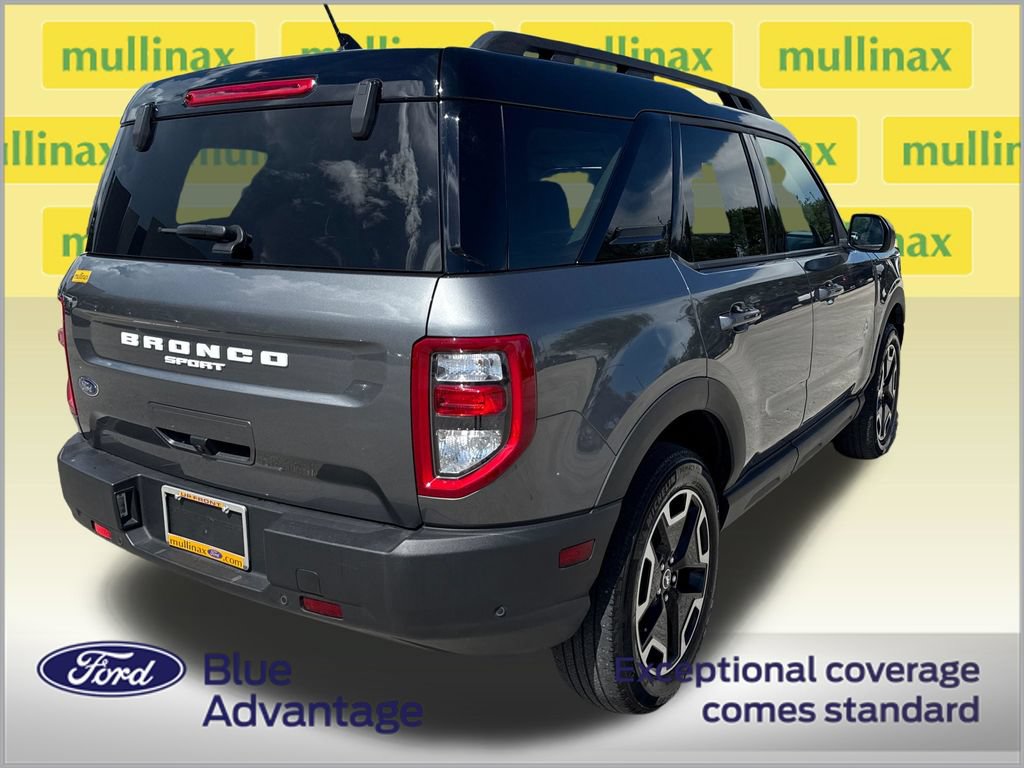 Certified 2024 Ford Bronco Sport Outer Banks w/ Tech Package AWD/4WD image 4