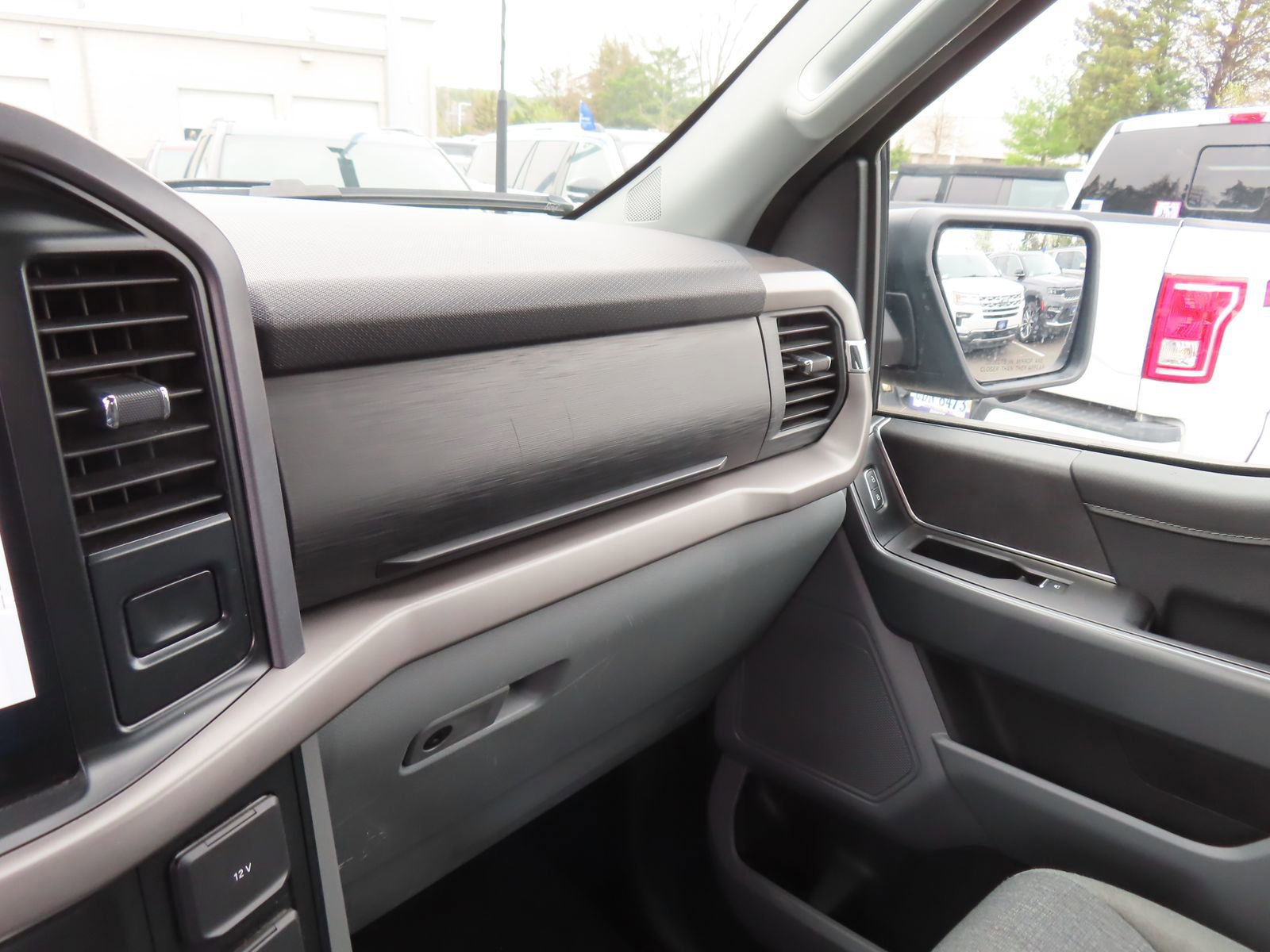 Certified 2024 Ford F150 XLT w/ Mobile Office Package image 22