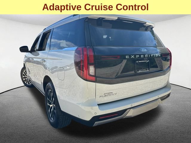 Certified 2025 Ford Expedition Platinum AWD/4WD image 11