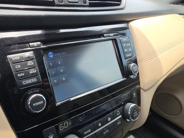 Used 2017 Nissan Rogue SL w/ SL Premium Package FWD image 24