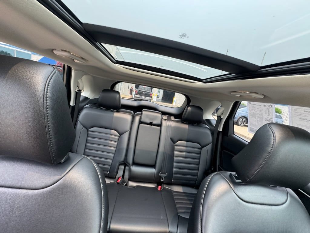 Certified 2023 Ford Edge SEL w/ Convenience Package AWD/4WD image 15