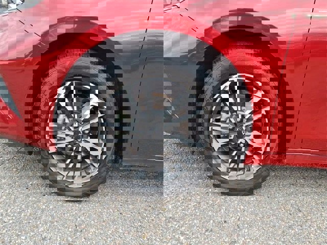 Used 2023 Kia Forte LXS image 9