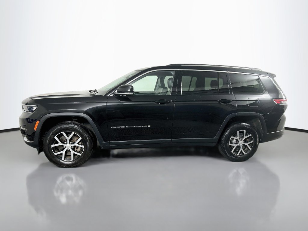 Used 2023 Jeep Grand Cherokee L Limited AWD/4WD image 5