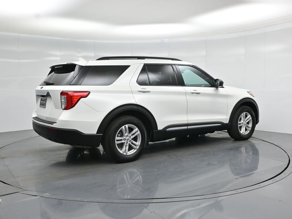 Certified 2023 Ford Explorer XLT RWD image 26