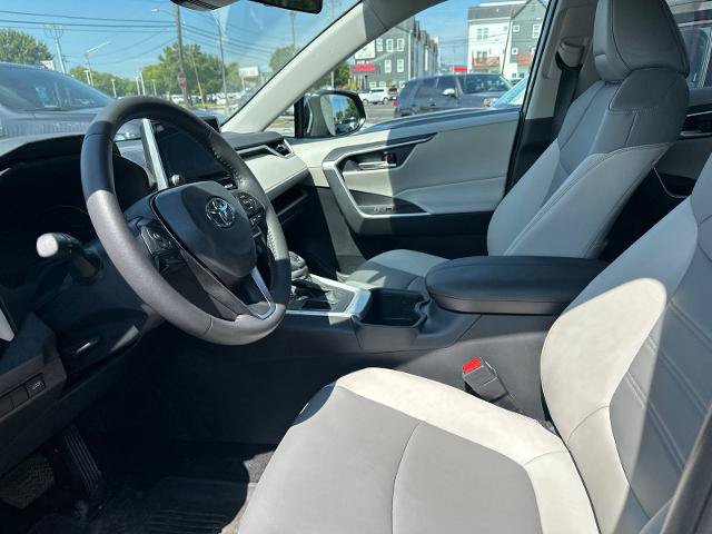 Used 2025 Toyota RAV4 XLE Premium FWD image 10