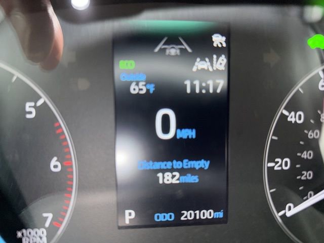 Used 2024 Toyota Corolla LE image 9