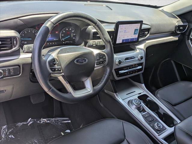 Certified 2023 Ford Explorer XLT w/ Equipment Group 202A AWD/4WD image 10