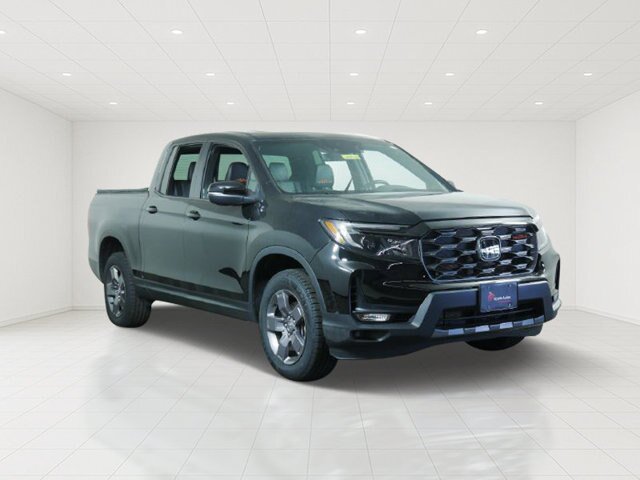 Used 2024 Honda Ridgeline TrailSport image 1
