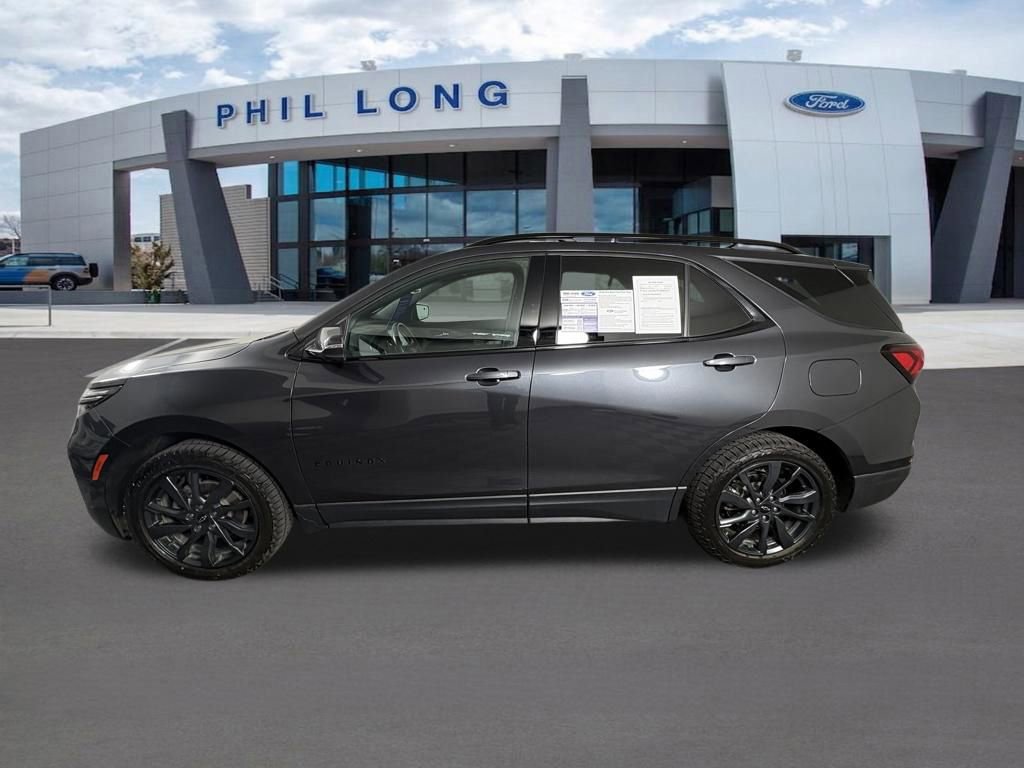 Used 2022 Chevrolet Equinox RS w/ RS Leather Package image 2