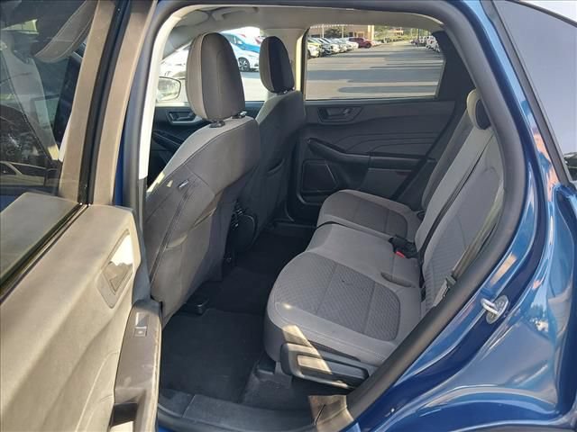 Certified 2022 Ford Escape SE FWD image 13