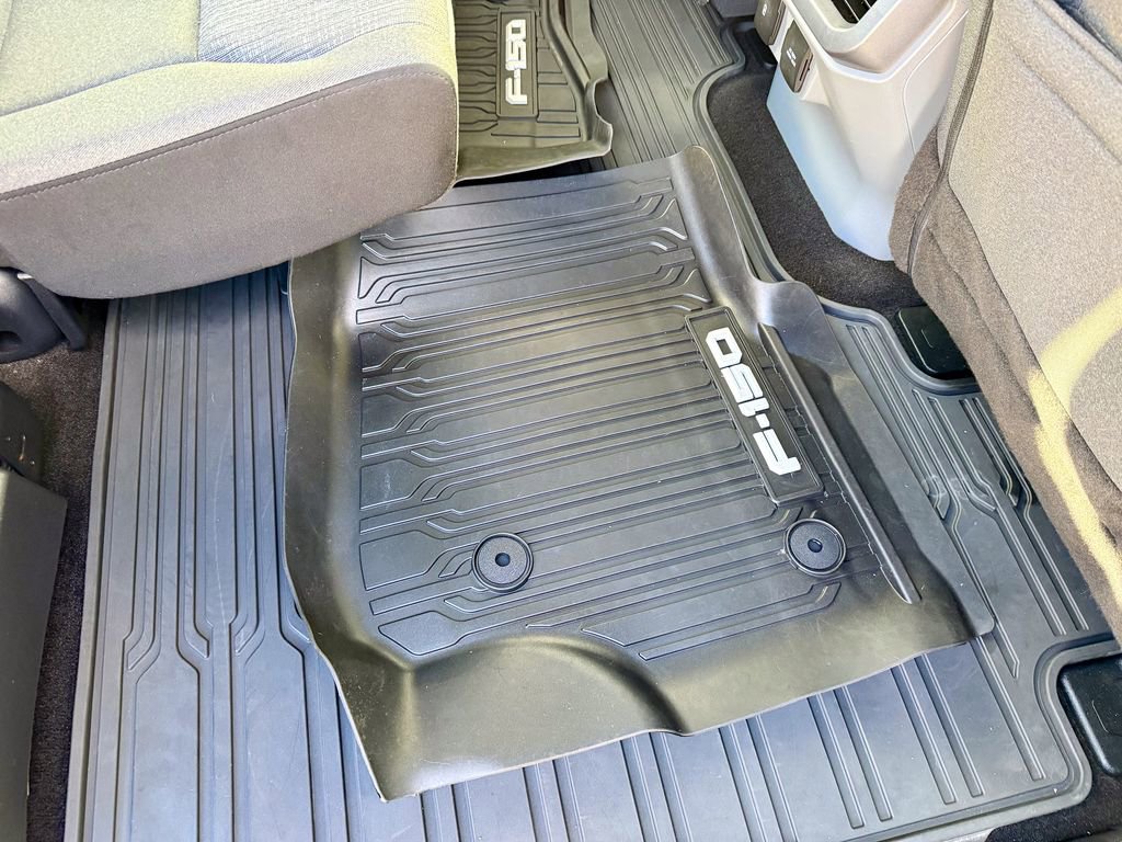 Certified 2022 Ford F150 XLT w/ Equipment Group 302A High image 18