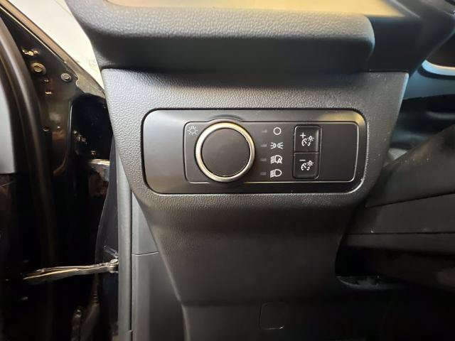 Certified 2025 Ford Escape Active AWD/4WD image 24