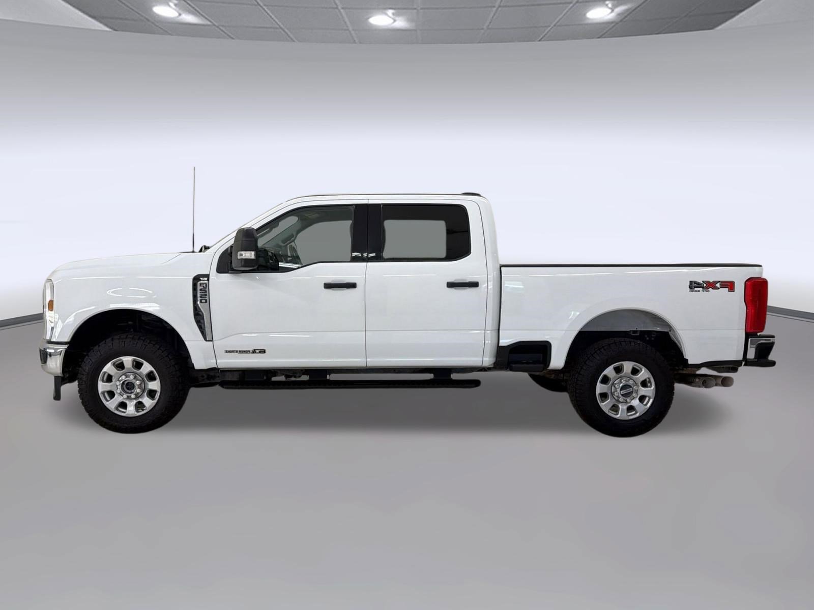 Certified 2024 Ford F250 XLT w/ FX4 Off-Road Package AWD/4WD image 2