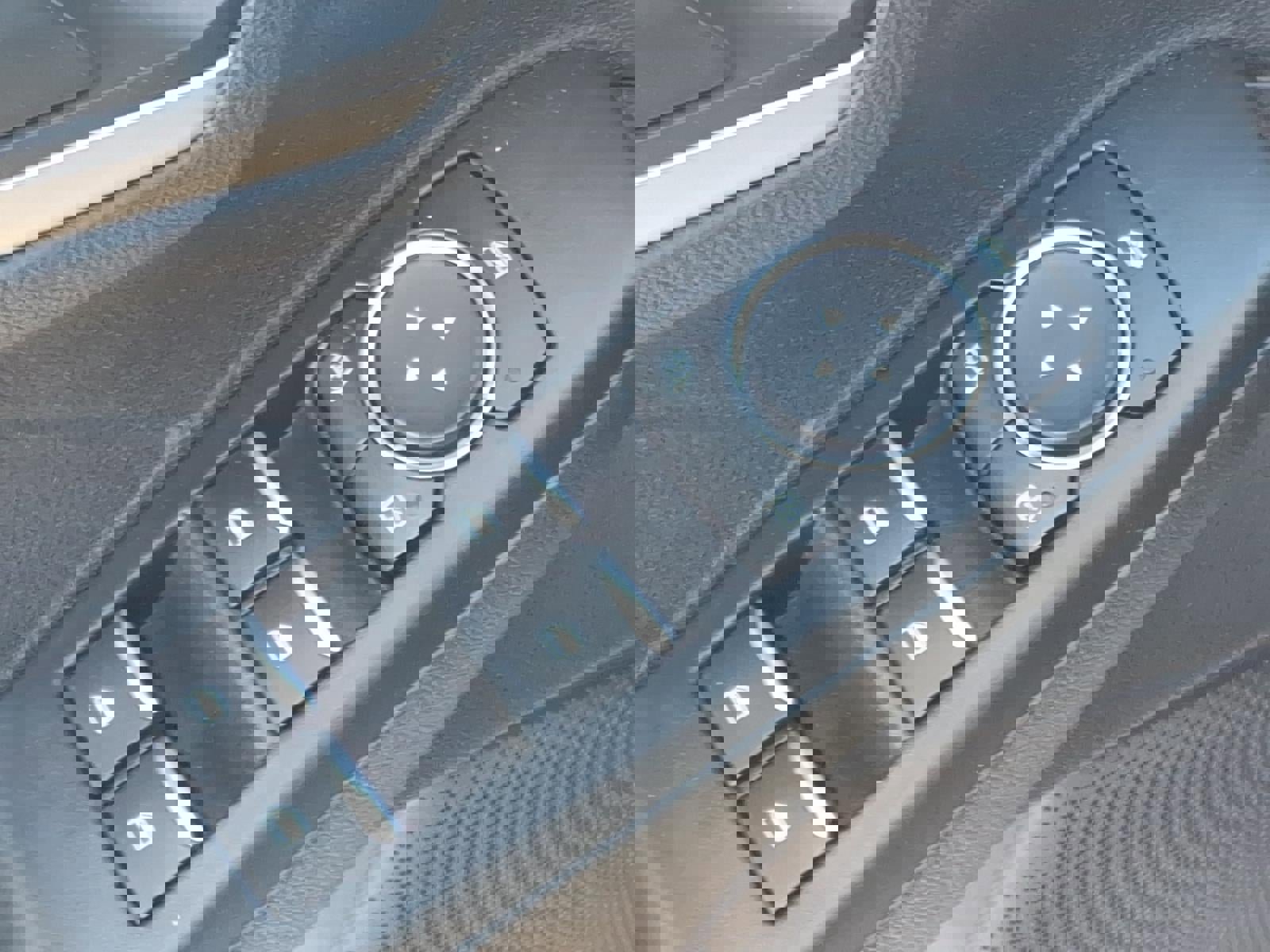 Certified 2022 Ford Escape SE w/ SE Sport Appearance Package image 21