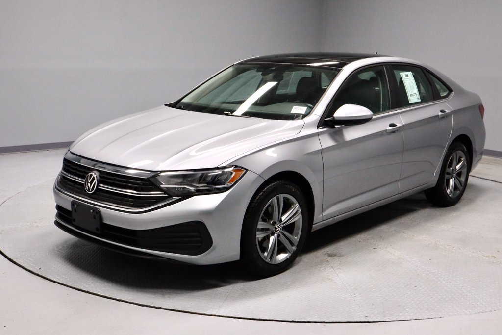 Used 2024 Volkswagen Jetta SE FWD image 7