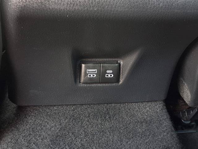 Used 2025 Toyota Camry LE FWD image 19