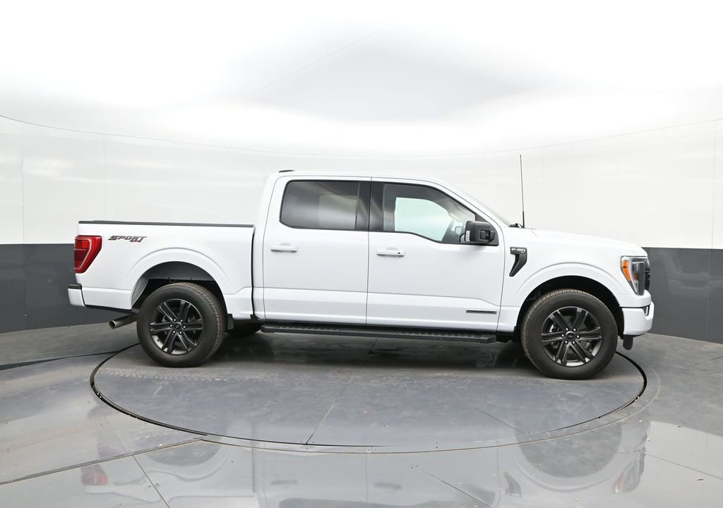 Certified 2022 Ford F150 XLT w/ Equipment Group 302A High image 26