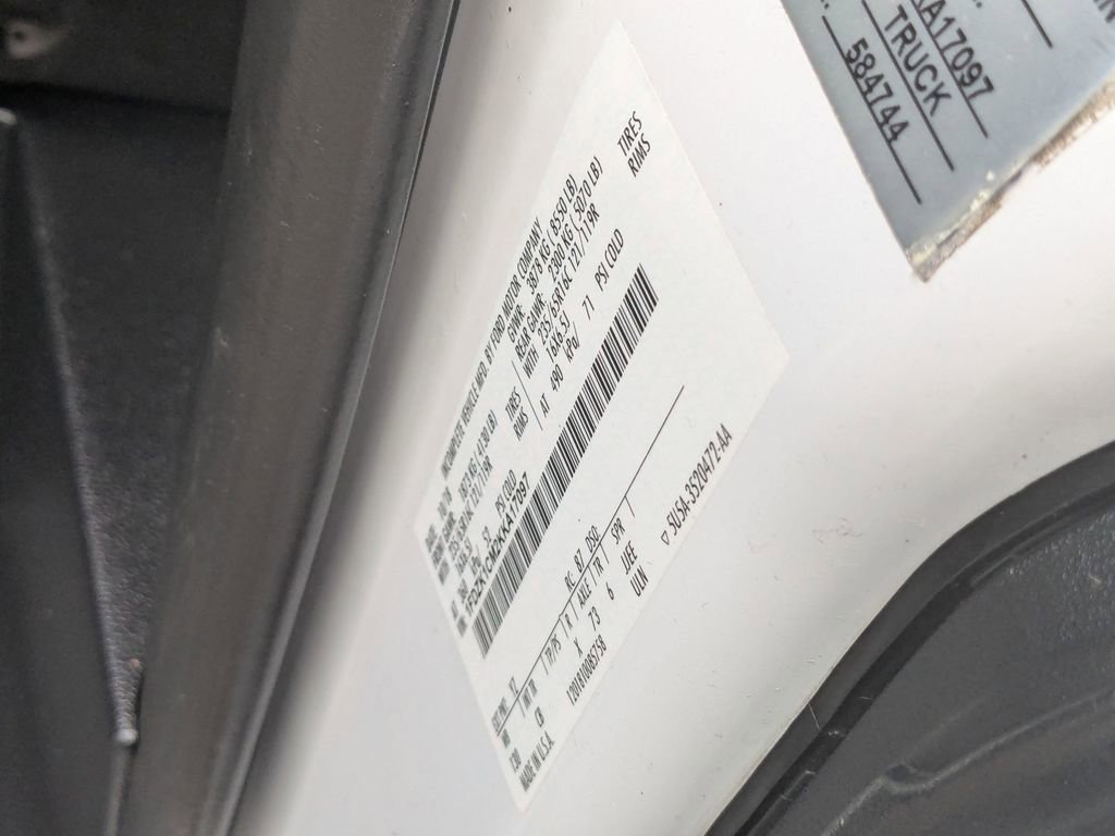 Certified 2019 Ford Transit 150 XLT image 27