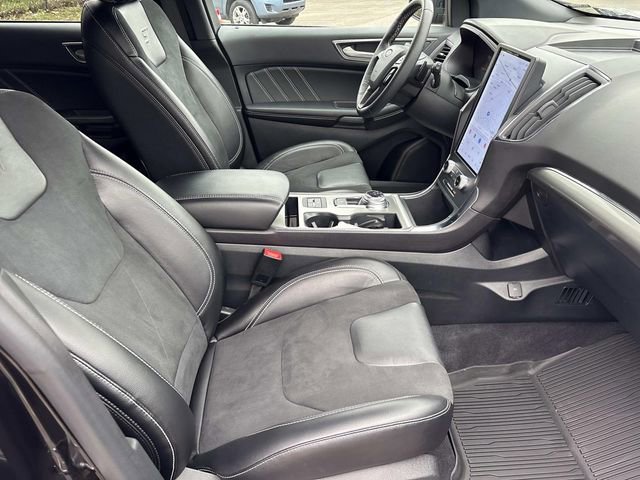 Certified 2024 Ford Edge ST w/ Equipment Group 401A image 24