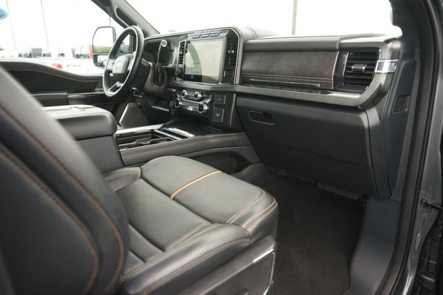 Certified 2023 Ford F250 Platinum w/ Tremor Off-Road Package AWD/4WD image 17