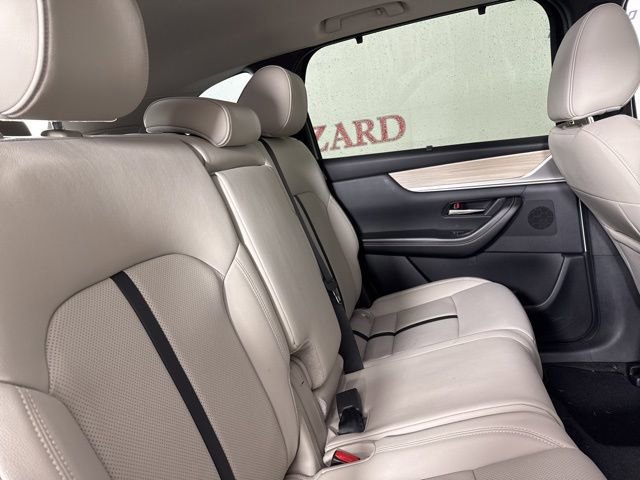Used 2024 MAZDA CX-90 3.3 Turbo w/ Preferred Plus image 18