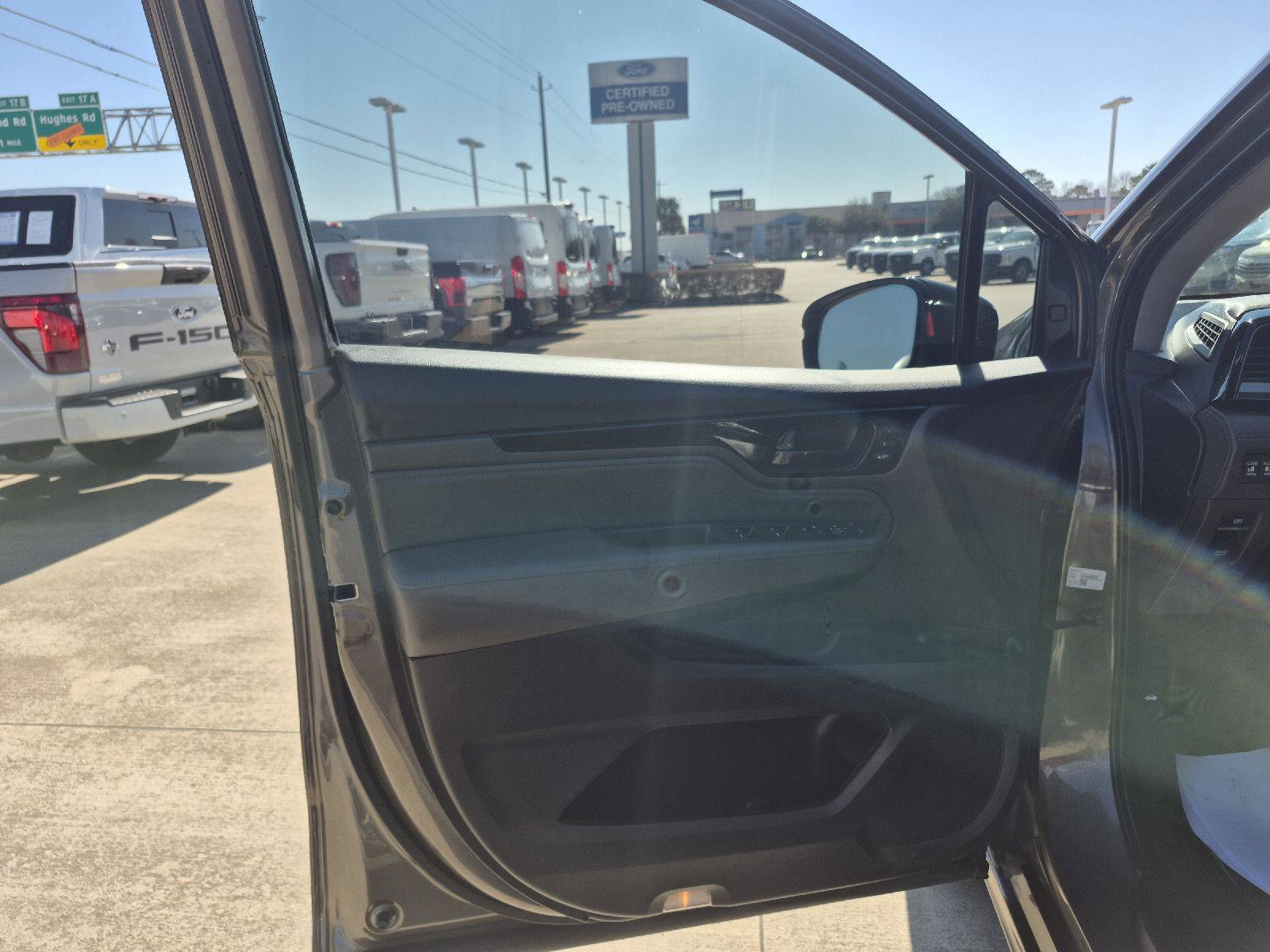 Used 2023 Honda Odyssey Elite image 11