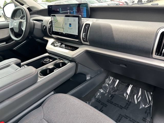 Certified 2025 Ford Expedition Max Active AWD/4WD image 10