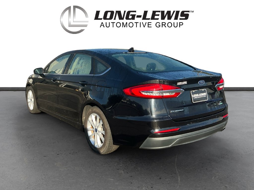 Certified 2020 Ford Fusion SE FWD image 4