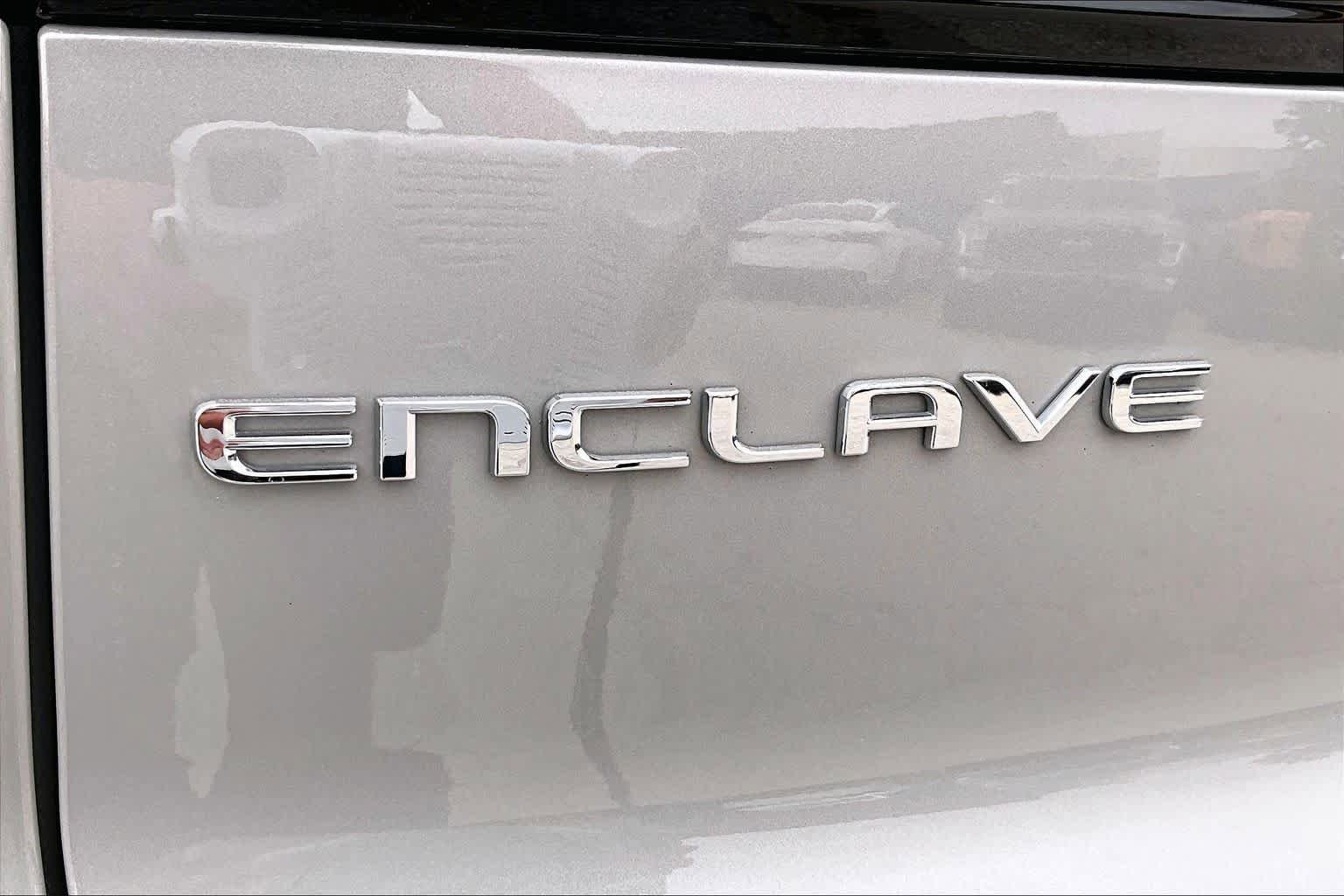 Used 2026 Buick Enclave Sport Touring w/ Power Package FWD image 30