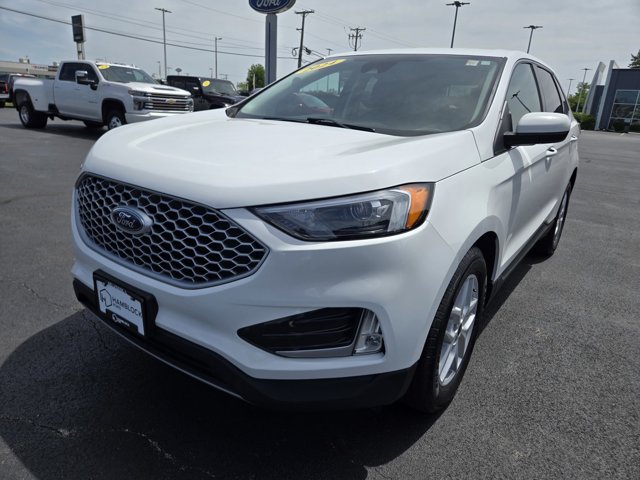 Certified 2024 Ford Edge SEL w/ Convenience Package AWD/4WD image 4