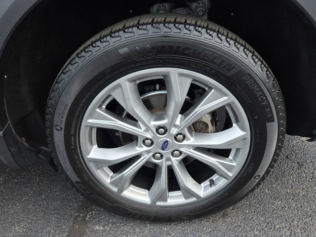 Certified 2023 Ford Explorer Limited w/ Limited Technology Package AWD/4WD image 49