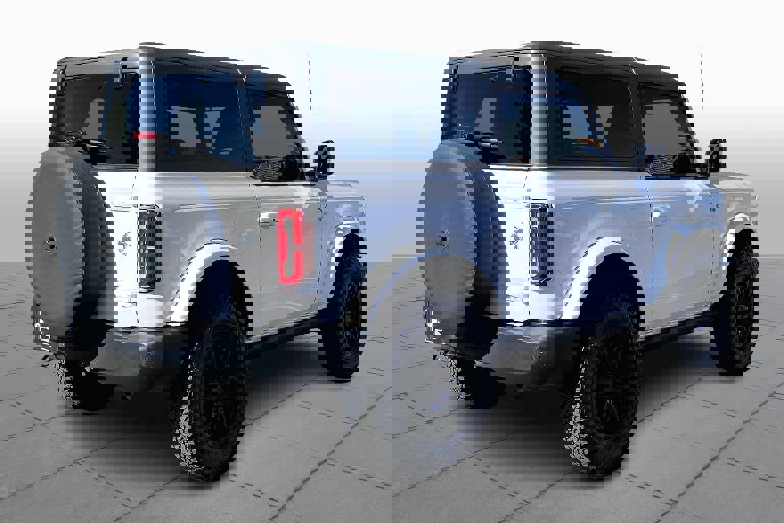 Certified 2023 Ford Bronco Outer Banks AWD/4WD image 4