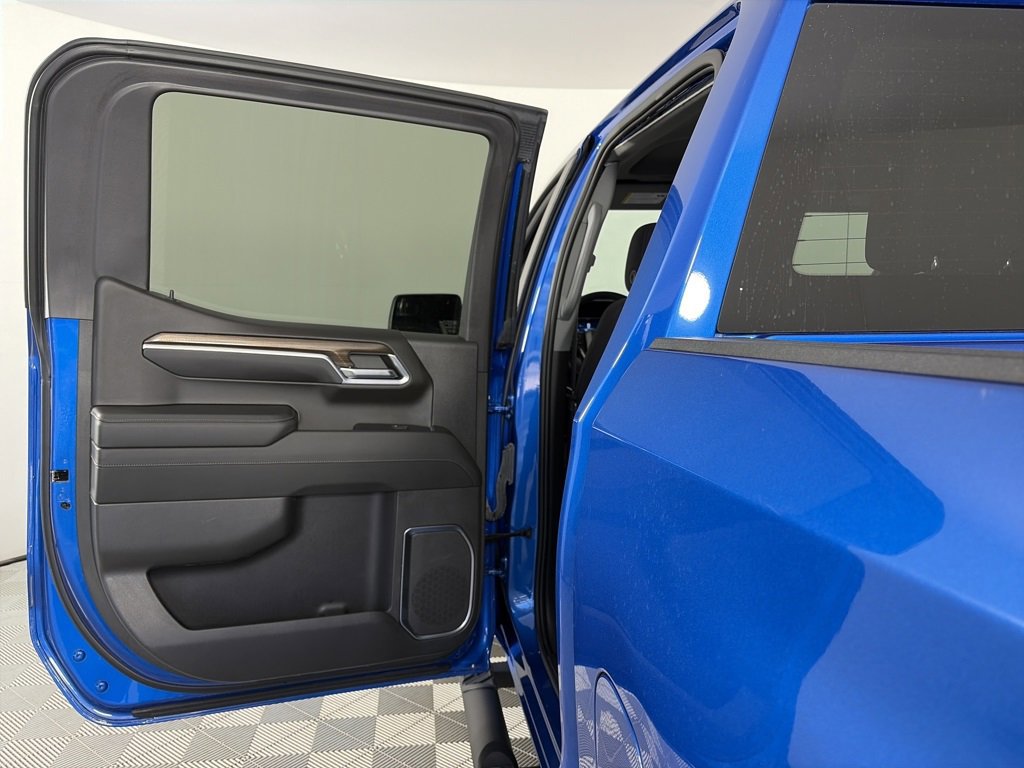 Used 2023 Chevrolet Silverado 1500 RST image 12